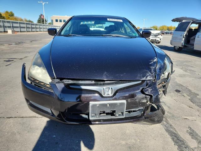 1HGCM82744A011630 - 2004 HONDA ACCORD EX შავი ფოტო 5