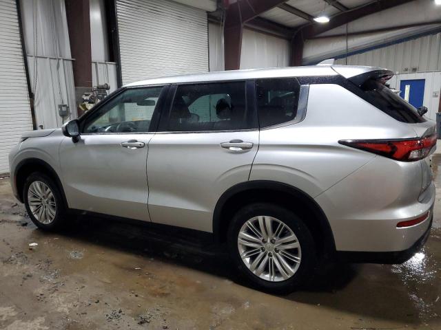 JA4J4TA80PZ015144 - 2023 MITSUBISHI OUTLANDER ES SILVER photo 2