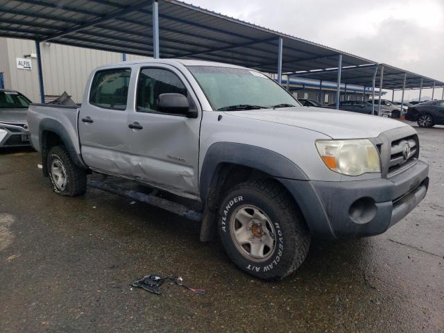 3TMJU4GN8AM093592 - 2010 TOYOTA TACOMA DOUBLE CAB PRERUNNER SILVER photo 4