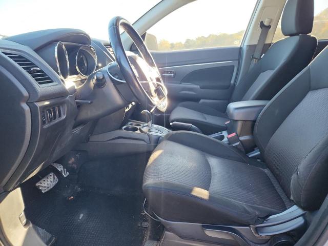 JA4AP3AU6HZ067495 - 2017 MITSUBISHI OUTLANDER ES SILVER photo 7