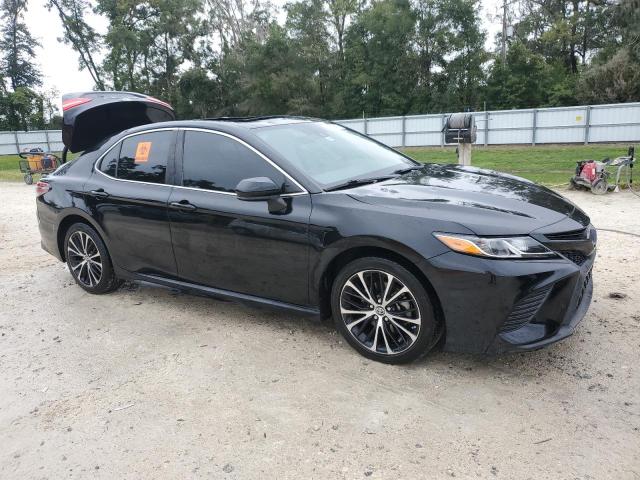 4T1B11HKXKU694494 - 2019 TOYOTA CAMRY L BLACK photo 4