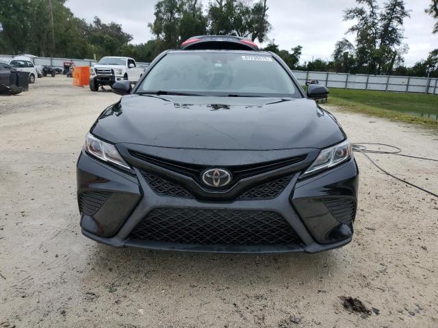 4T1B11HKXKU694494 - 2019 TOYOTA CAMRY L BLACK photo 5