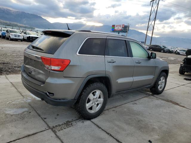 1J4RR4GG3BC677823 - 2011 JEEP GRAND CHEROKEE LAREDO SILVER photo 3