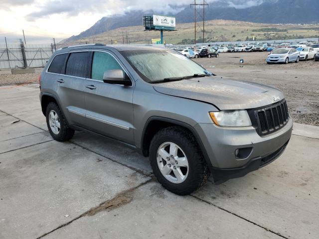 1J4RR4GG3BC677823 - 2011 JEEP GRAND CHEROKEE LAREDO SILVER photo 4