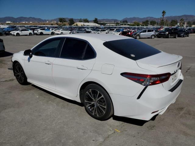 4T1B11HK3JU572509 - 2018 TOYOTA CAMRY L თეთრი ფოტო 2