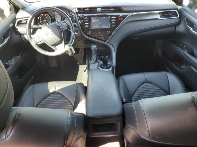 4T1B11HK3JU572509 - 2018 TOYOTA CAMRY L თეთრი ფოტო 8