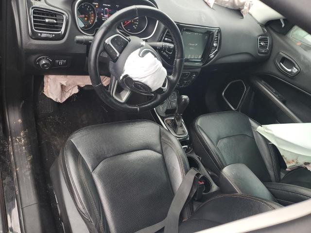 3C4NJDCB2KT697880 - 2019 JEEP COMPASS LIMITED Noir photo 8