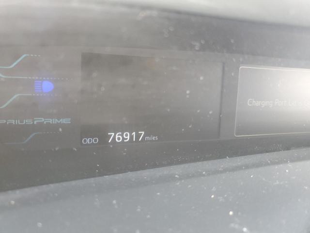 JTDKARFP9J3086603 - 2018 TOYOTA PRIUS PRIM 红色 照片 9