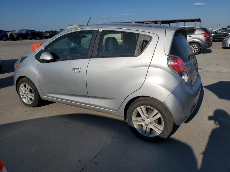 KL8CD6S96DC567259 - 2013 CHEVROLET SPARK 1LT SILVER photo 2