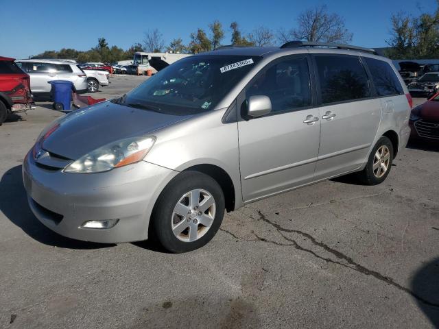 2006 TOYOTA SIENNA XLE, 