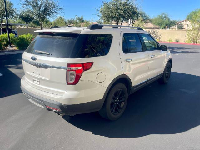 1FM5K7D84FGA14617 - 2015 FORD EXPLORER XLT WHITE photo 4