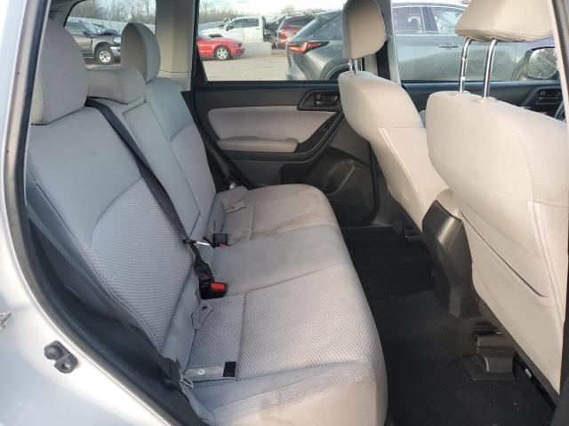 JF2SJAGC9JH530113 - 2018 SUBARU FORESTER 2.5I PREMIUM أبيض صورة 10