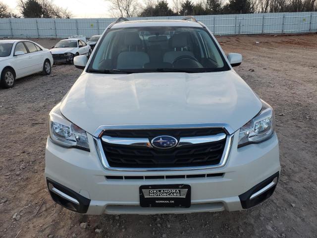 JF2SJAGC9JH530113 - 2018 SUBARU FORESTER 2.5I PREMIUM أبيض صورة 5