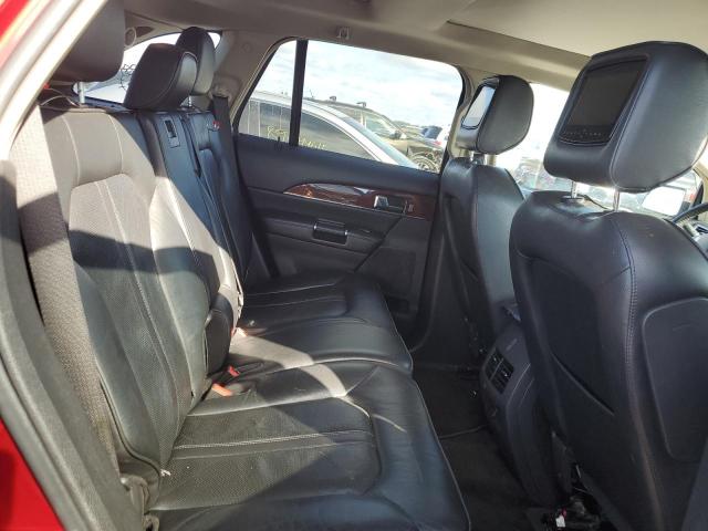 2LMDJ8JKXDBL19553 - 2013 LINCOLN MKX RED photo 10