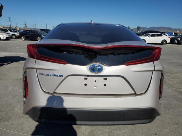 JTDKARFP6K3111393 - 2019 TOYOTA PRIUS PRIM SILVER photo 6
