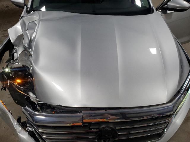 1VWWA7A30LC013680 - 2020 VOLKSWAGEN PASSAT SE SILVER photo 11