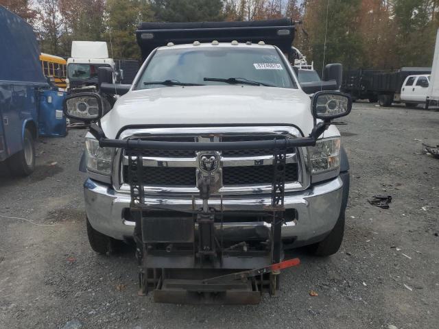 3C7WRNAL7EG128439 - 2014 RAM 5500 Ақ фото 9