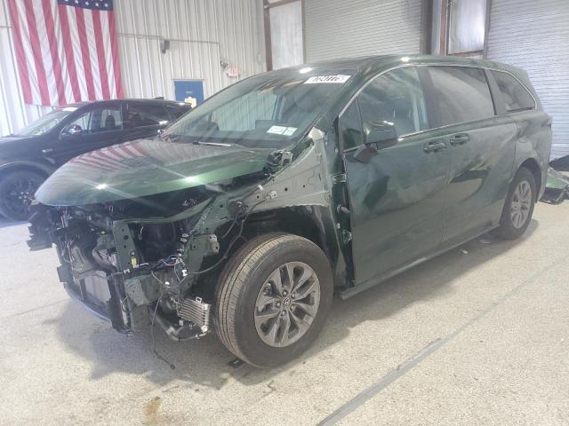 2024 TOYOTA SIENNA LE, 