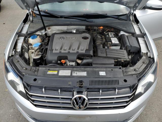 1VWBN7A34EC012750 - 2014 VOLKSWAGEN PASSAT SE SILVER photo 11