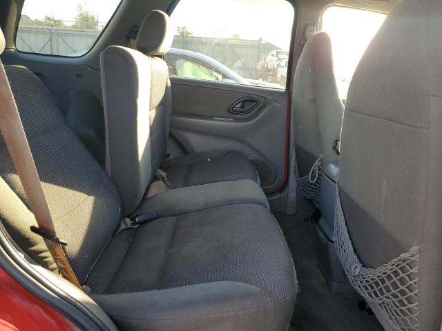 1FMYU03131KB72293 - 2001 FORD ESCAPE XLT RED photo 11