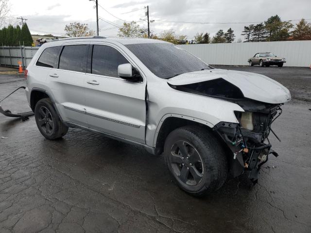 1J4RR4GG0BC641345 - 2011 JEEP GRAND CHER LAREDO ვერცხლისფერი ფოტო 4