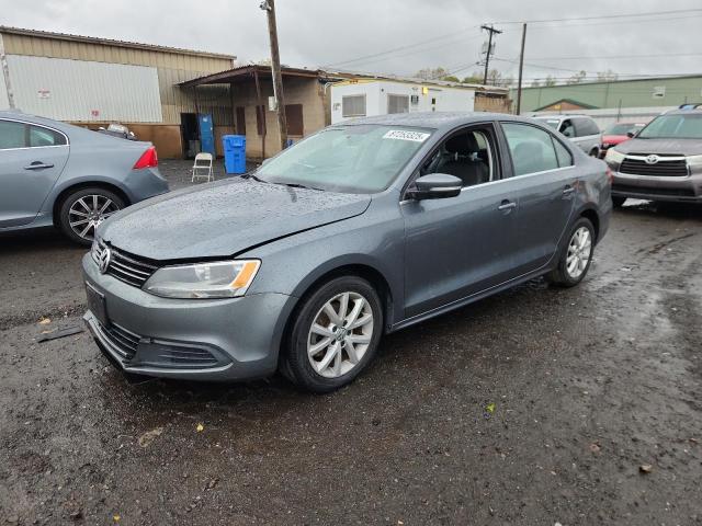 2013 VOLKSWAGEN JETTA SE, 