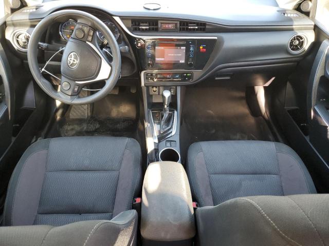 2T1BURHE0KC139474 - 2019 TOYOTA COROLLA L GRAY photo 8