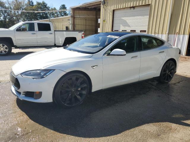 2015 TESLA MODEL S, 