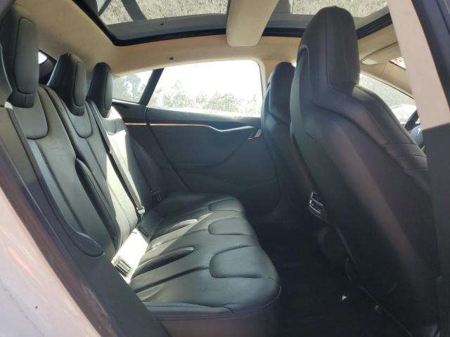 5YJSA1E2XFF115821 - 2015 TESLA MODEL S Білий фото 10