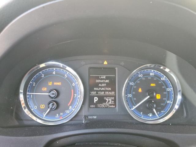 5YFBURHE3KP934065 - 2019 TOYOTA COROLLA L WHITE photo 9