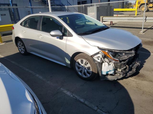 5YFB4MDE3RP111123 - 2024 TOYOTA COROLLA LE SILVER photo 4