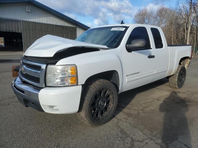 2011 CHEVROLET SILVERADO K1500 LT, 