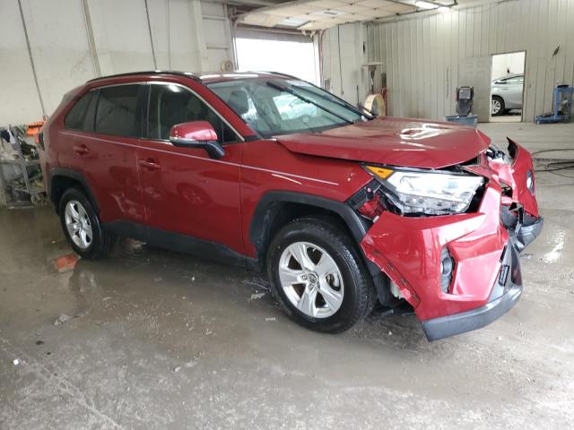 JTMW1RFVXKD501939 - 2019 TOYOTA RAV4 XLE Бордовый фото 4