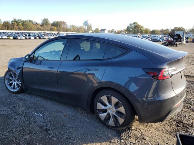 7SAYGDEE2PF873855 - 2023 TESLA MODEL Y GRAY photo 2