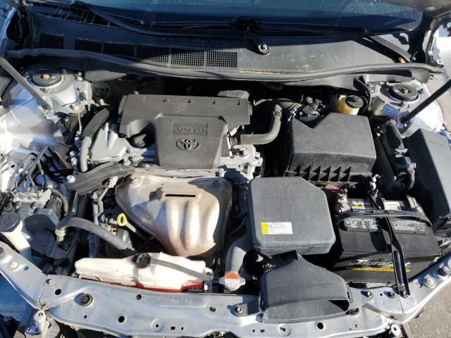 4T1BF1FK0GU171187 - 2016 TOYOTA CAMRY LE SILVER photo 11