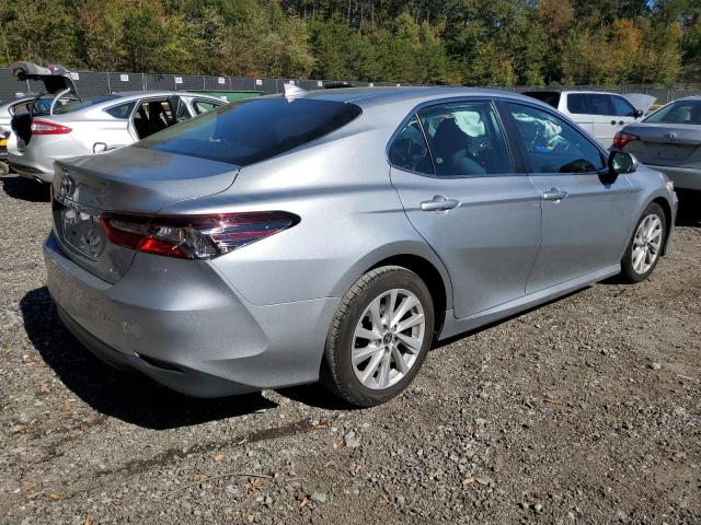 4T1C11AK3PU797987 - 2023 TOYOTA CAMRY LE 银色 照片 3