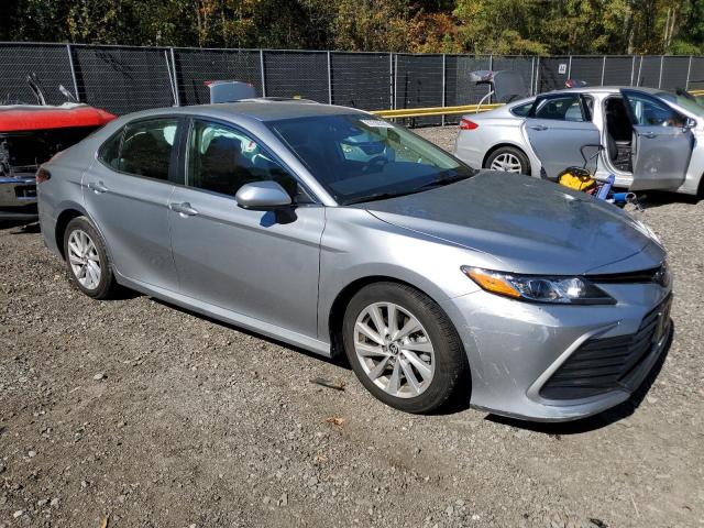 4T1C11AK3PU797987 - 2023 TOYOTA CAMRY LE 银色 照片 4