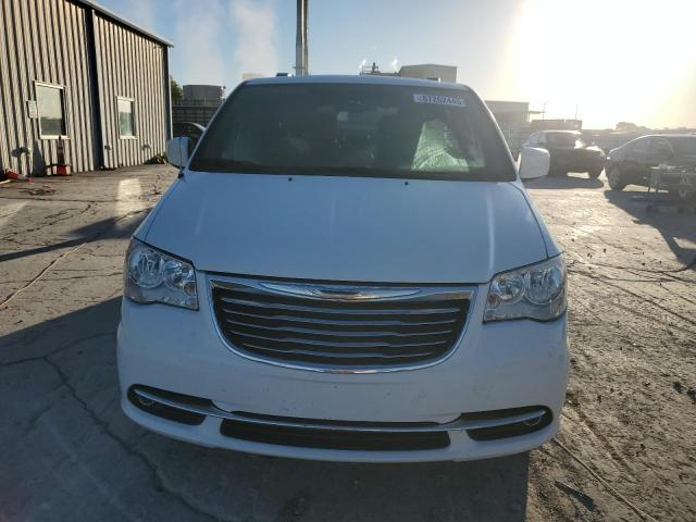 2C4RC1BG4GR103839 - 2016 CHRYSLER TOWN & COU TOURING WHITE photo 5