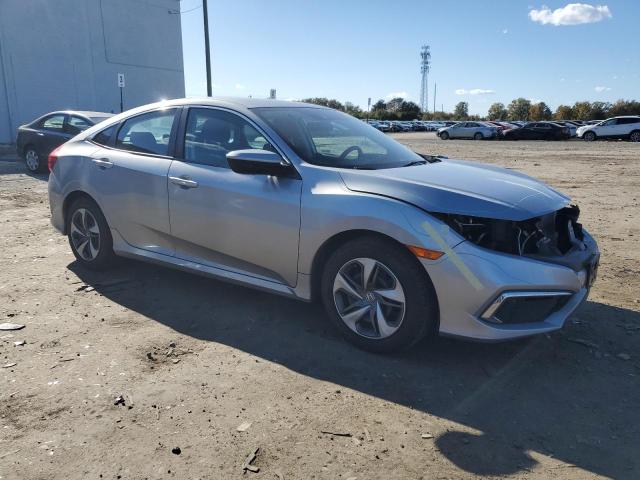 19XFC2F65KE037628 - 2019 HONDA CIVIC LX 银色 照片 4