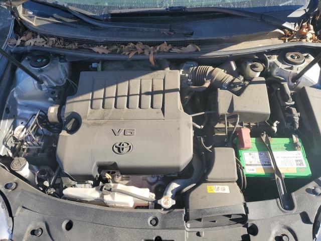 4T1BK1EB9JU286200 - 2018 TOYOTA AVALON XLE SILVER photo 11