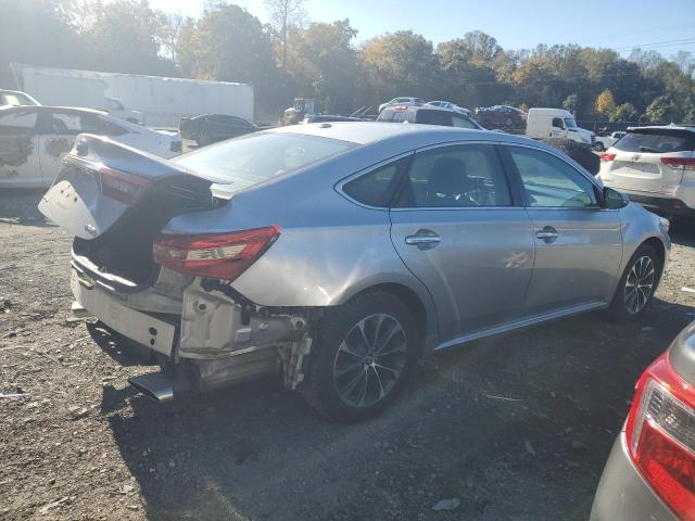 4T1BK1EB9JU286200 - 2018 TOYOTA AVALON XLE SILVER photo 3