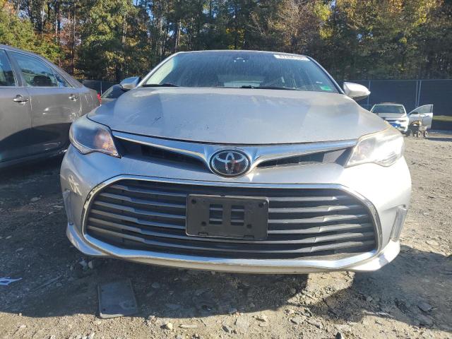 4T1BK1EB9JU286200 - 2018 TOYOTA AVALON XLE SILVER photo 5