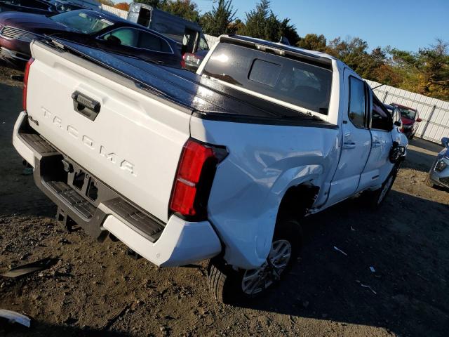 3TMLB5JN5SM113411 - 2025 TOYOTA TACOMA DOUBLE CAB WHITE photo 3