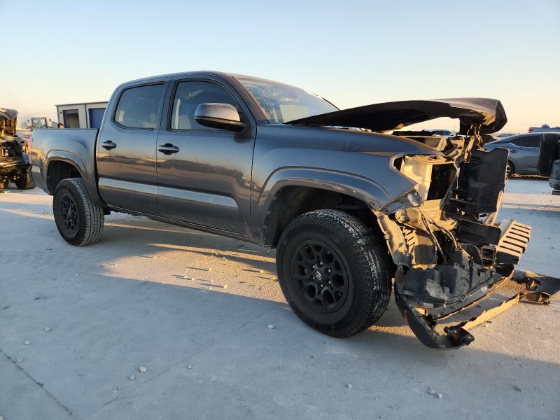 5TFAX5GN2JX108658 - 2018 TOYOTA TACOMA DOUBLE CAB GRAY photo 4