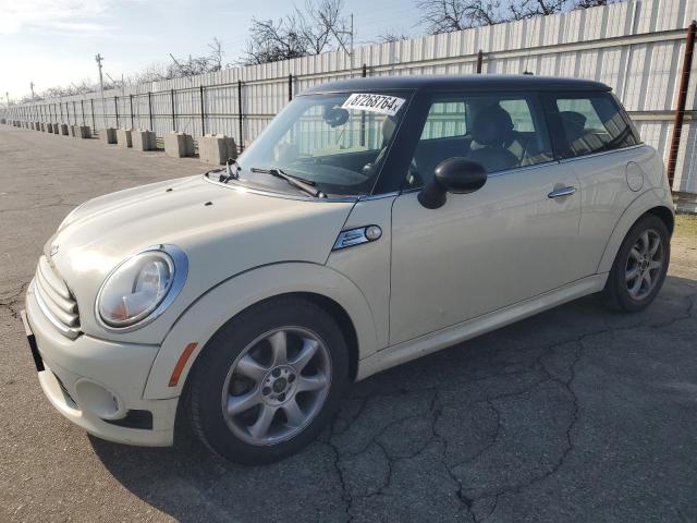 WMWMF33599TU75759 - 2009 MINI COOPER BEIGE photo 1
