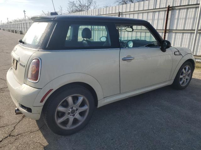 WMWMF33599TU75759 - 2009 MINI COOPER BEIGE photo 3