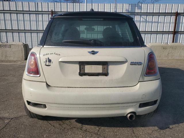 WMWMF33599TU75759 - 2009 MINI COOPER BEIGE photo 6
