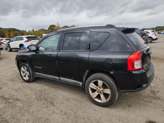 1J4NF1FB0BD135228 - 2011 JEEP COMPASS SPORT შავი ფოტო 2