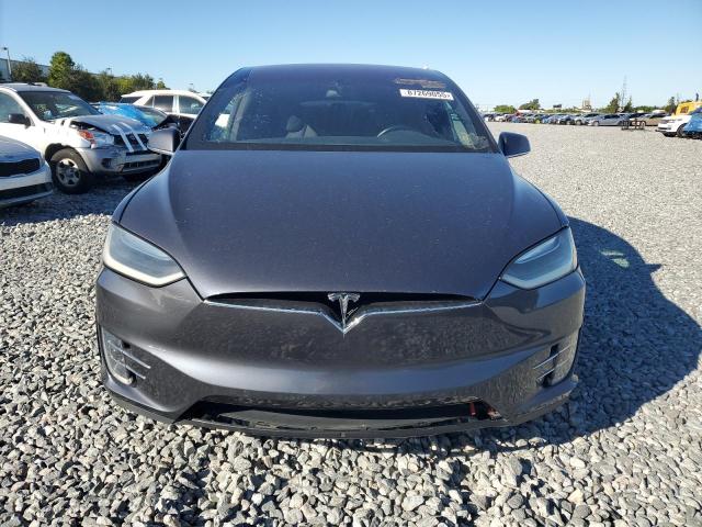 5YJXCAE22GF004875 - 2016 TESLA MODEL X GRAY photo 5