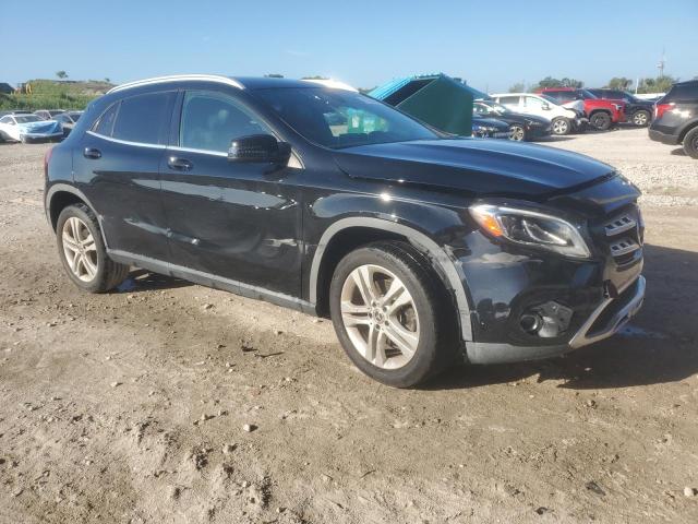 WDCTG4EB3KU006259 - 2019 MERCEDES-BENZ GLA 250 Қара фото 4
